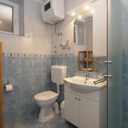 Sunny Town كورتْشولا