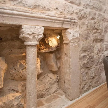 Sunny Town كورتْشولا