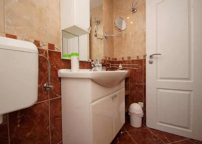 Sunny Town Apartment