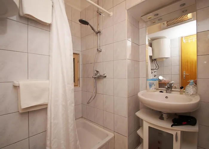 Sunny Town Apartment *