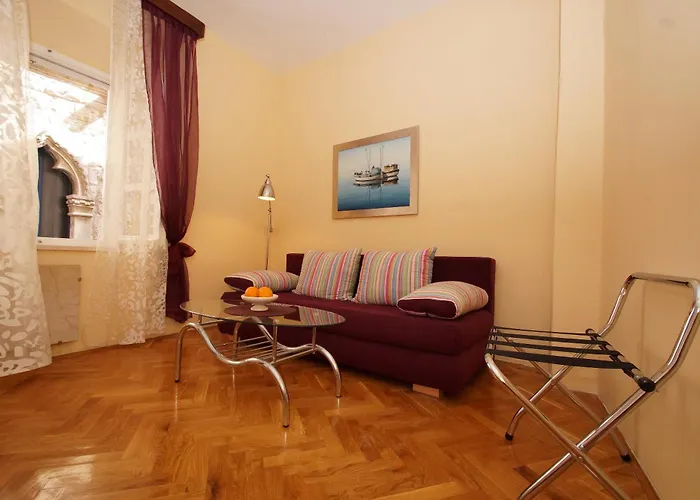 Apartment Sunny Town *