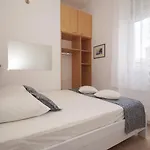 Διαμέρισμα Sunny Town *