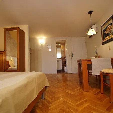 Apartman Old Town *