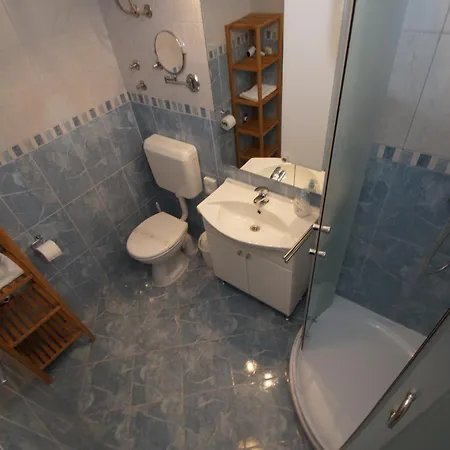 Old Town Apartman *