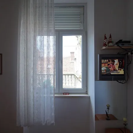 Sunny Town Apartment *