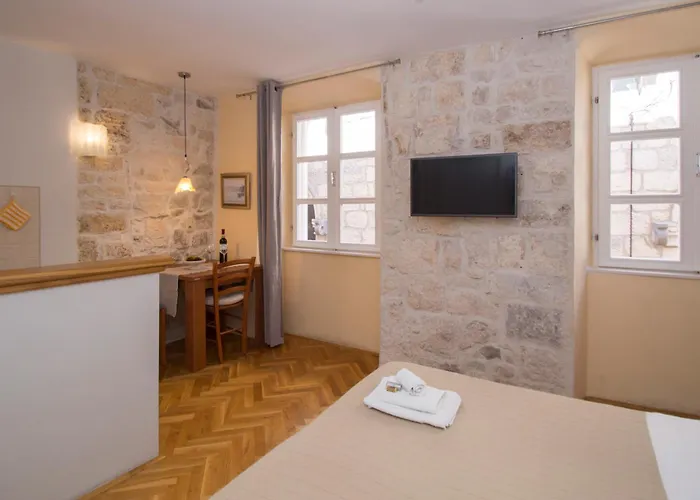 Apartment Sunny Town *