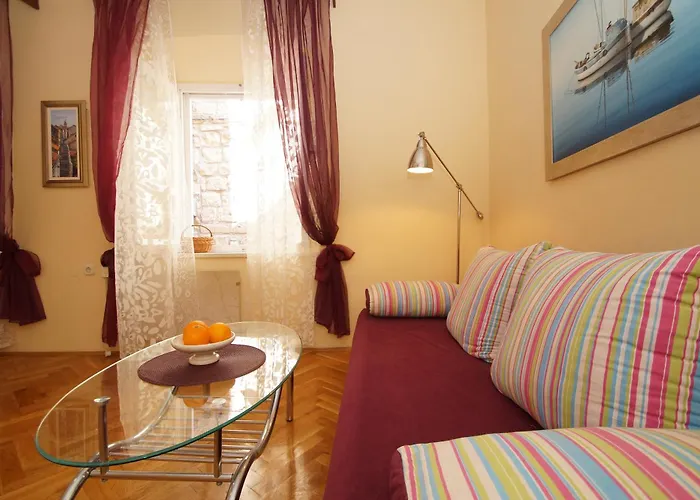 Apartment Sunny Town *