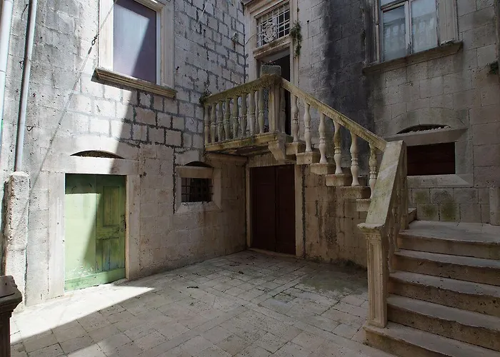 Apartment Sunny Town *